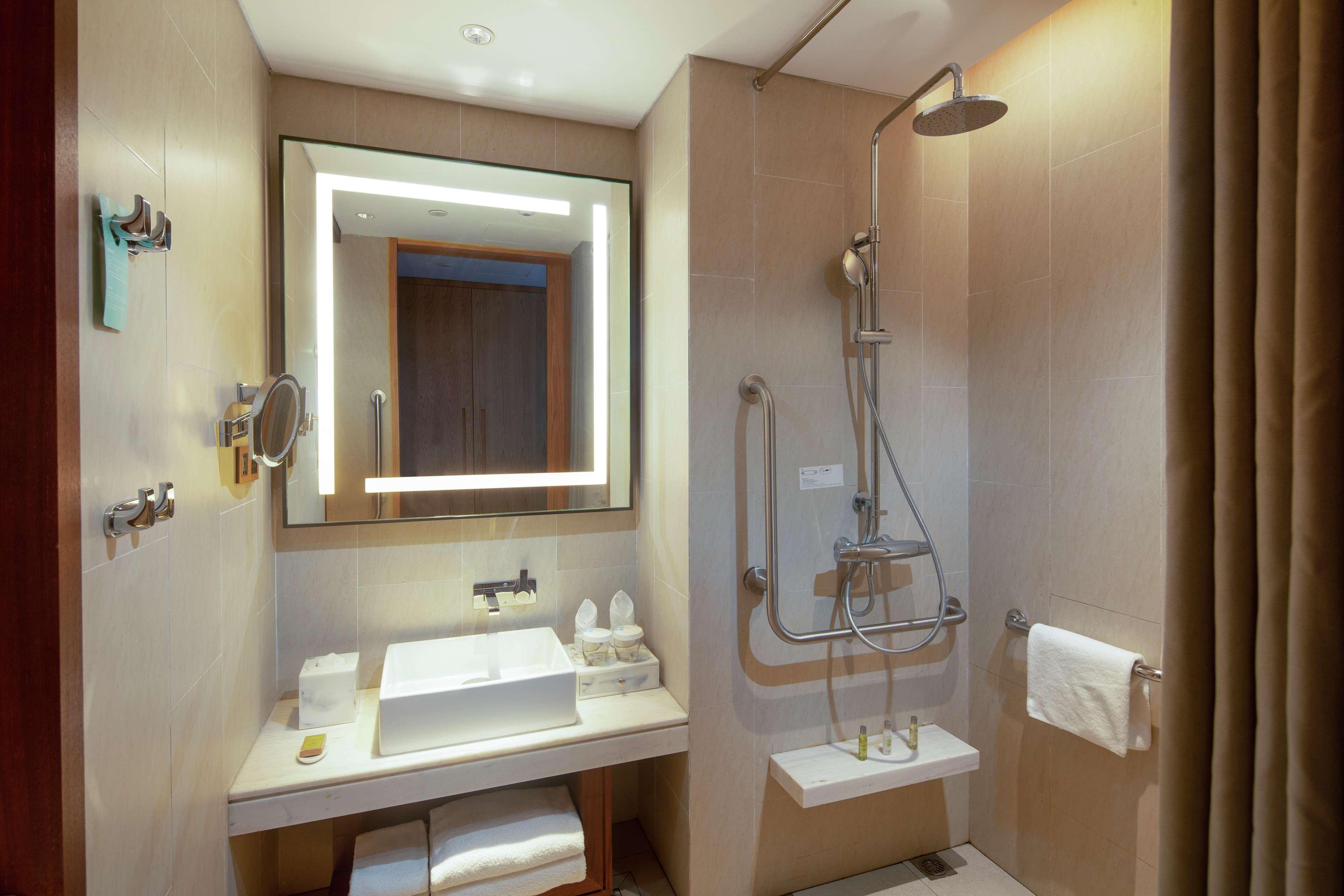 Hilton Garden Inn Zhuhai Hengqin Exterior foto